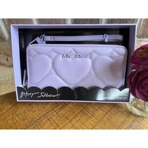 Betsey Johnson Quilted Puff Heart Zip Around Wristlet Wallet - Lavender Purple